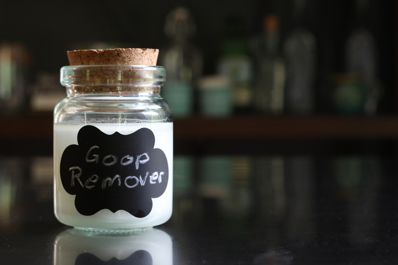 NEW E-book Review: DIY Non-Toxic Cleaning Recipes by Heather of Mommypotamus!