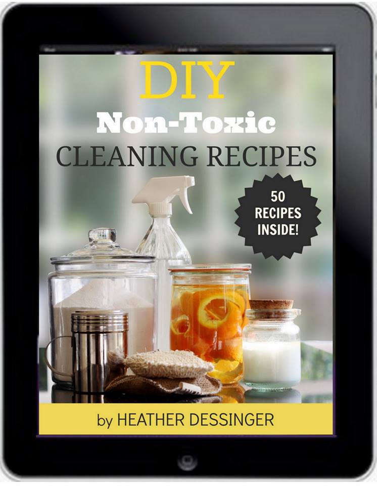 Make your own non-toxic cleaning products and give them as gifts this year! (and keep some for yourself!)