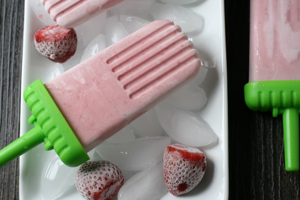 Simple homemade strawberry coconut popsicles. Refreshing and so yummy!