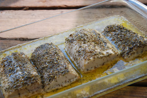 Having a hard time putting home cooked meals on the table when you're dog tired at night? Here are 30 simple real food meals made in 30 minutes or less.