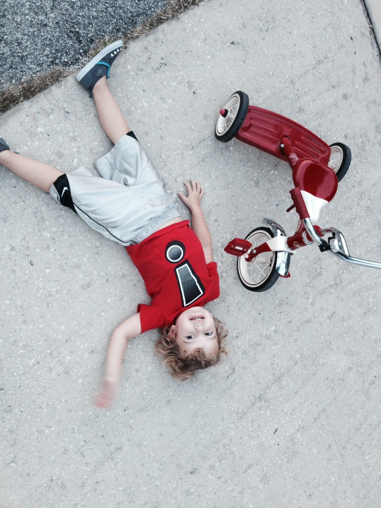 To the mom who has a hard time playing with her kids- you're not alone! Here are ideas to show your kids you love them, even if you're not that good at playing with them.