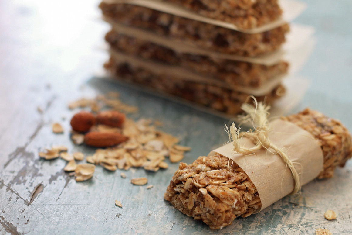 5 Ingredient No-bake Granola Bars